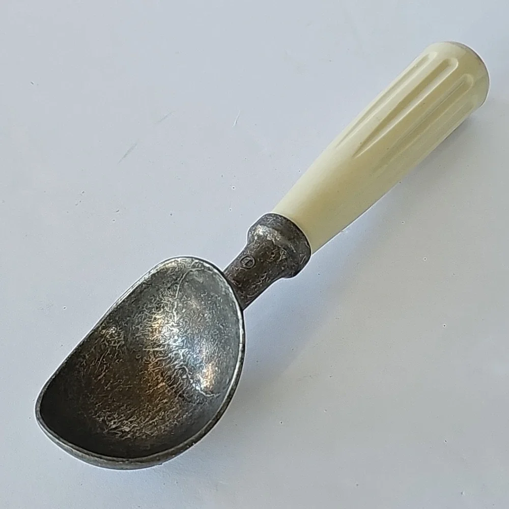 Vintage EKCO Ice Cream Scoop Fluted Cream Handle Metal Head Retro Kitchen Tool‎